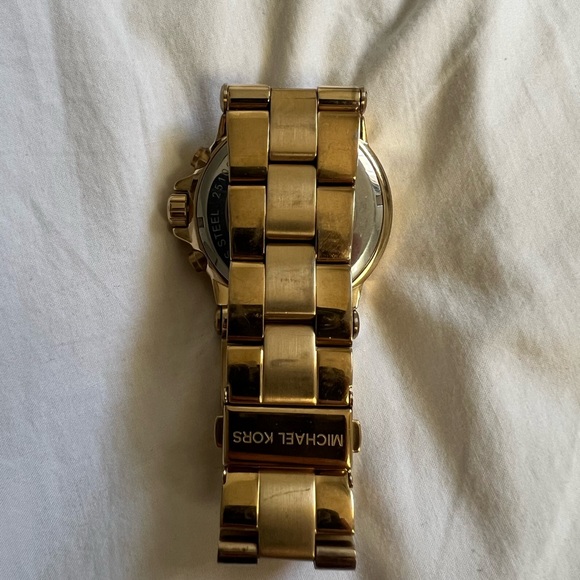 Michael kors watch - Picture 3 of 3